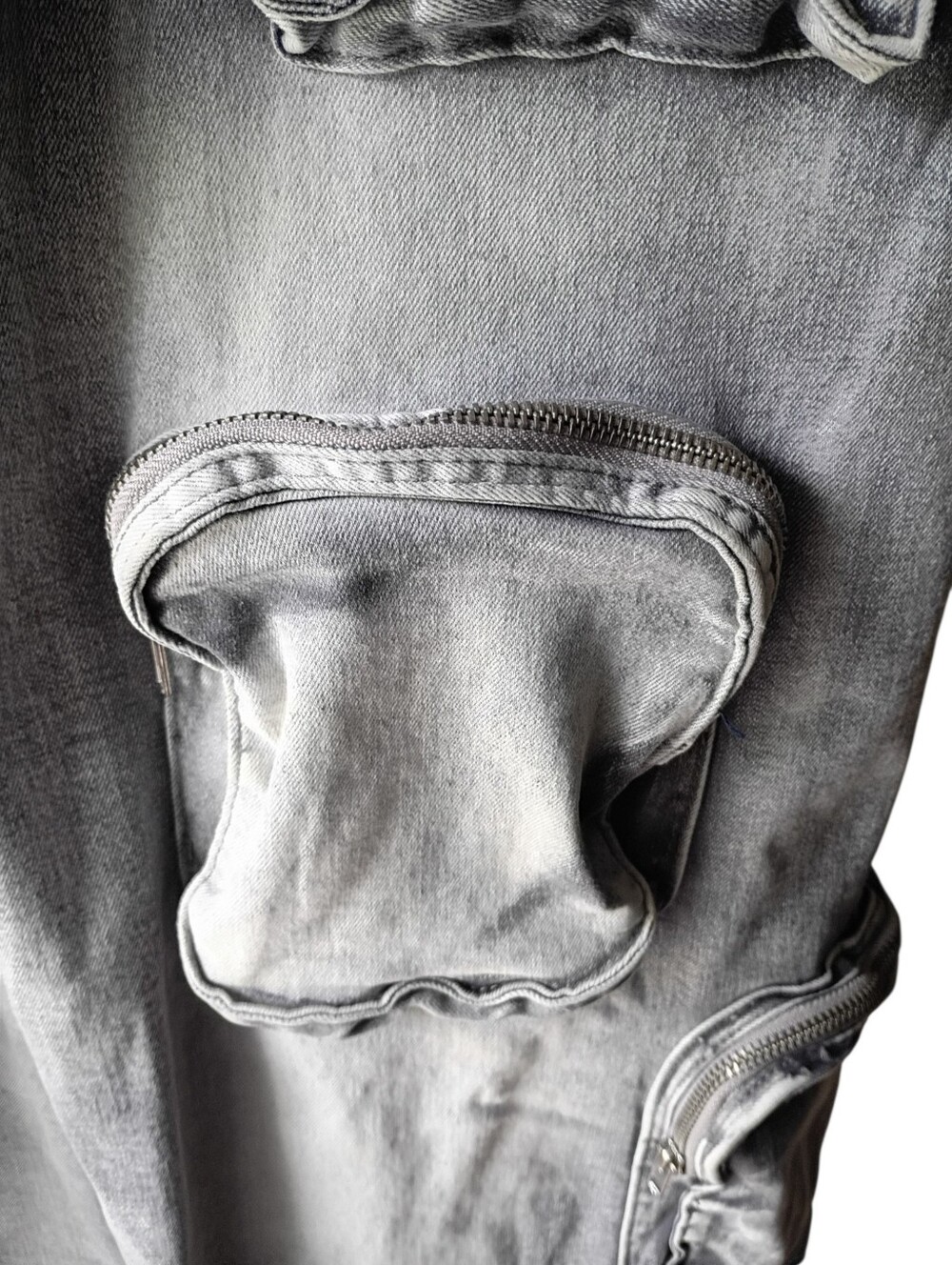 Madrag Y2K Grey Denim Multi Pocket Cargo Pants - Picture 5 of 7